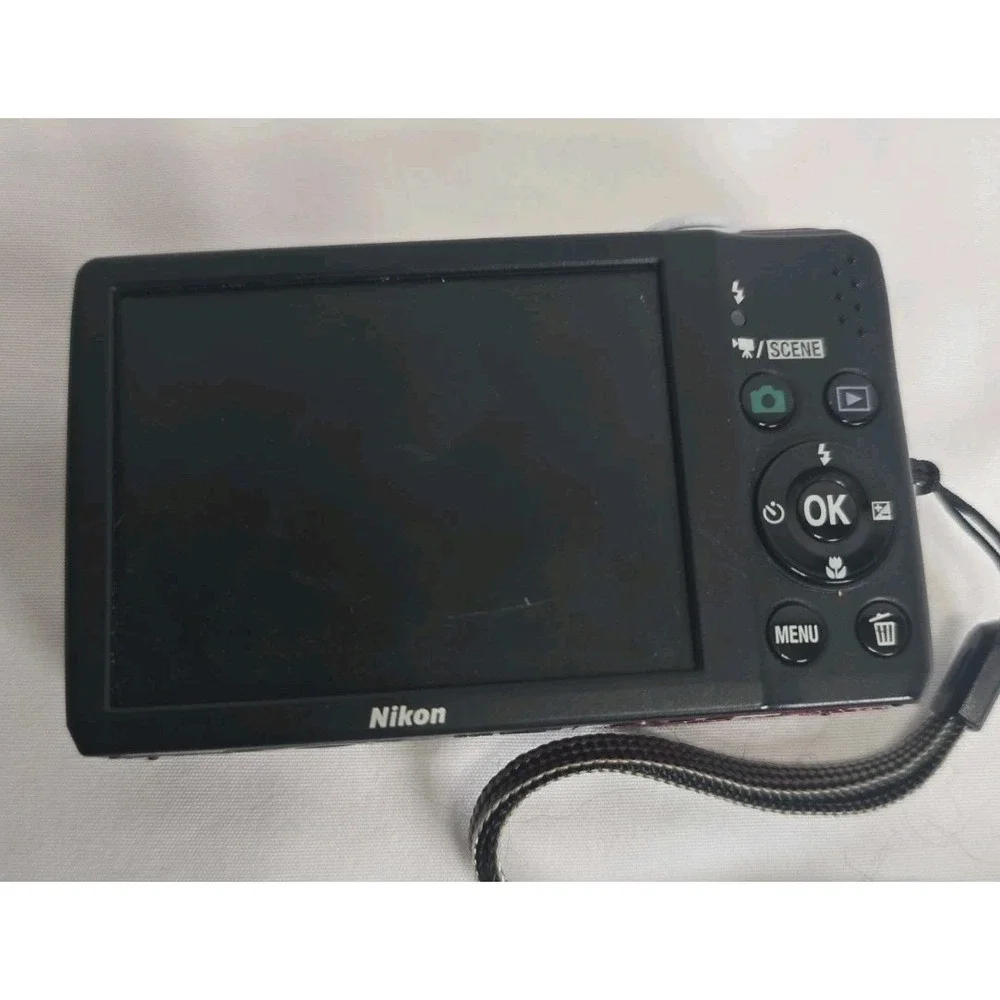 Red Nikon Coolpix L24 Digital Camera *Parts Only Not Working Properly*
